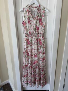 Autres Filles Floral Maxi Dress - NWT - Size Small